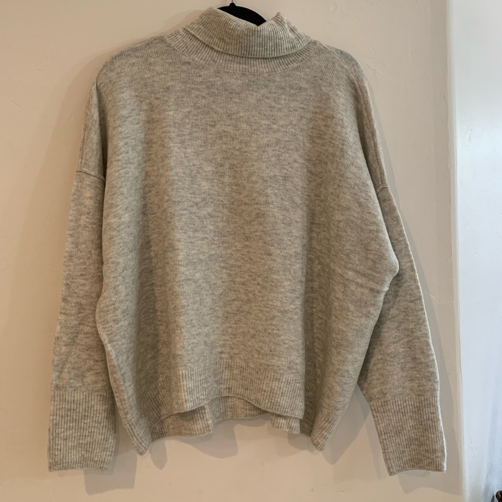 Vince camuto turtleneck sweater